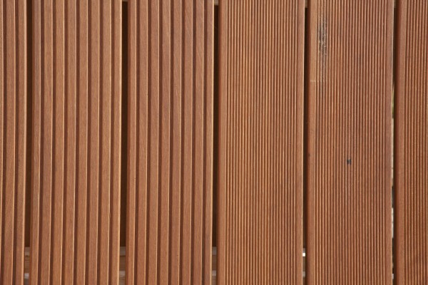Bangkirai Premium Terrassendiele grob/fein 25 x 145 mm